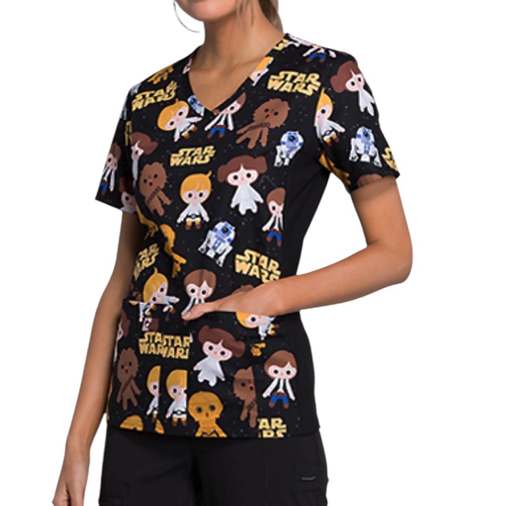 Adult Woman’s Star Wars Character Scrub. Size S